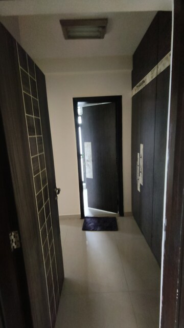 Building Lobby in 2.5 BHK Apartment at Lokhandwala Sapphire Heights, Kandivali East – for Sale