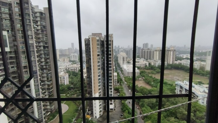 Exterior View, lokhandwala-sapphire-heights 2.5 Bedroom 1250 Sq.Ft. Apartment In Kandivali East Mumbai 8911666