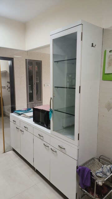 Kitchen in 2.5 BHK Apartment at Lokhandwala Sapphire Heights, Kandivali East – for Sale