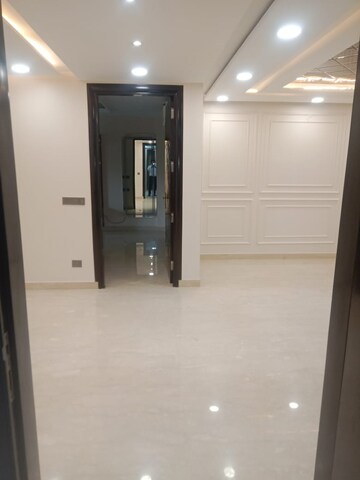 3 BHK Builder Floor For Rent in Sector 45