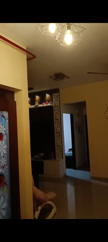 Furnished Amenities in 2 BHK Apartment at Hiraco Eminence, Mira Road – for Rent