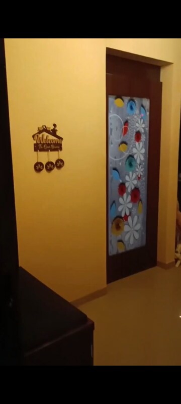Room in 2 BHK Apartment at Hiraco Eminence, Mira Road – for Rent