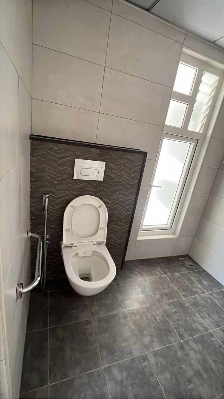 Bathroom, casagrand-boulevard 2 Bedroom 1105 Sq.Ft. Apartment In Hennur Road Bangalore 8911683