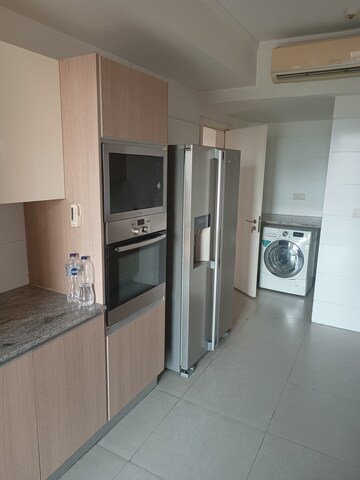 Kitchen in 4 BHK Apartment at DLF Park Place, Sector 54 – for Rent