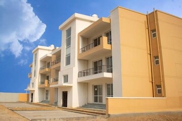 3 BHK Builder Floor For Rent in Sector 77