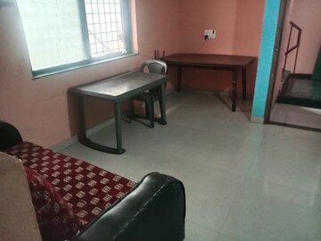 Master Bedroom in 2 BHK Villa at Shree Apartment Dhanori, Dhanori – for Rent