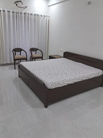 2 BHK Builder Floor For Rent in Aerocity