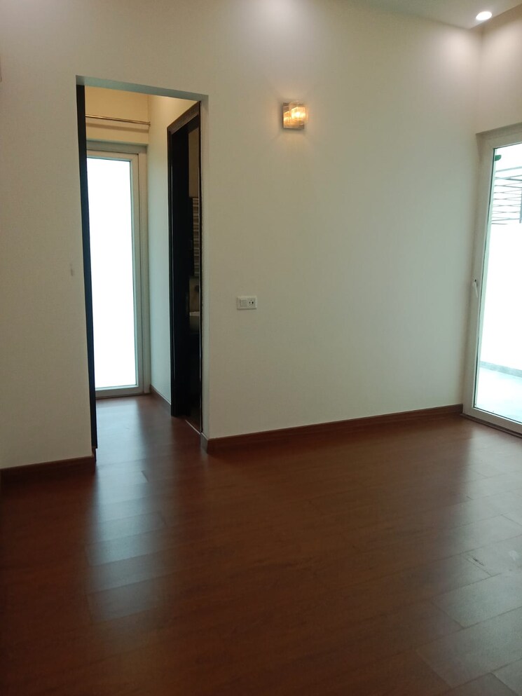 Room, sector 31 3 Bedroom 342 Sq.Yd. Builder Floor In Sector 31 Gurgaon 8911752