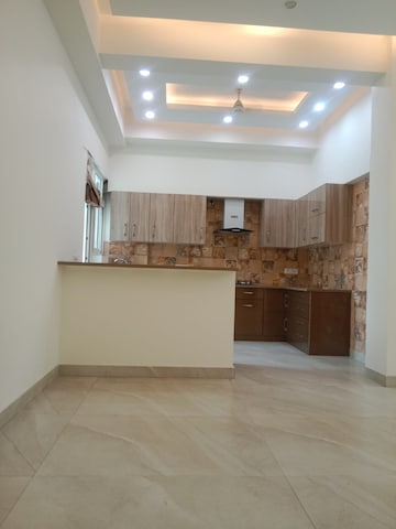 Bedroom in 3 BHK Builder Floor at Sector 31 – for Rent
