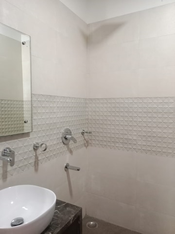 Bathroom in 3 BHK Builder Floor at Sector 31 – for Rent