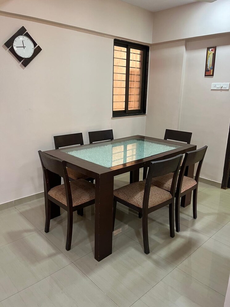 Team Area, andheri east 2.5 Bedroom 1000 Sq.Ft. Apartment In Andheri East Mumbai 8911816