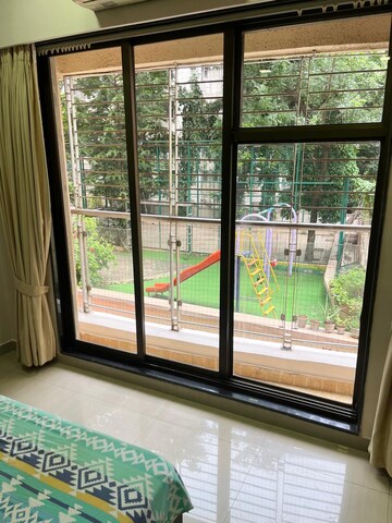 Room in 2.5 BHK Apartment at Andheri East – for Rent