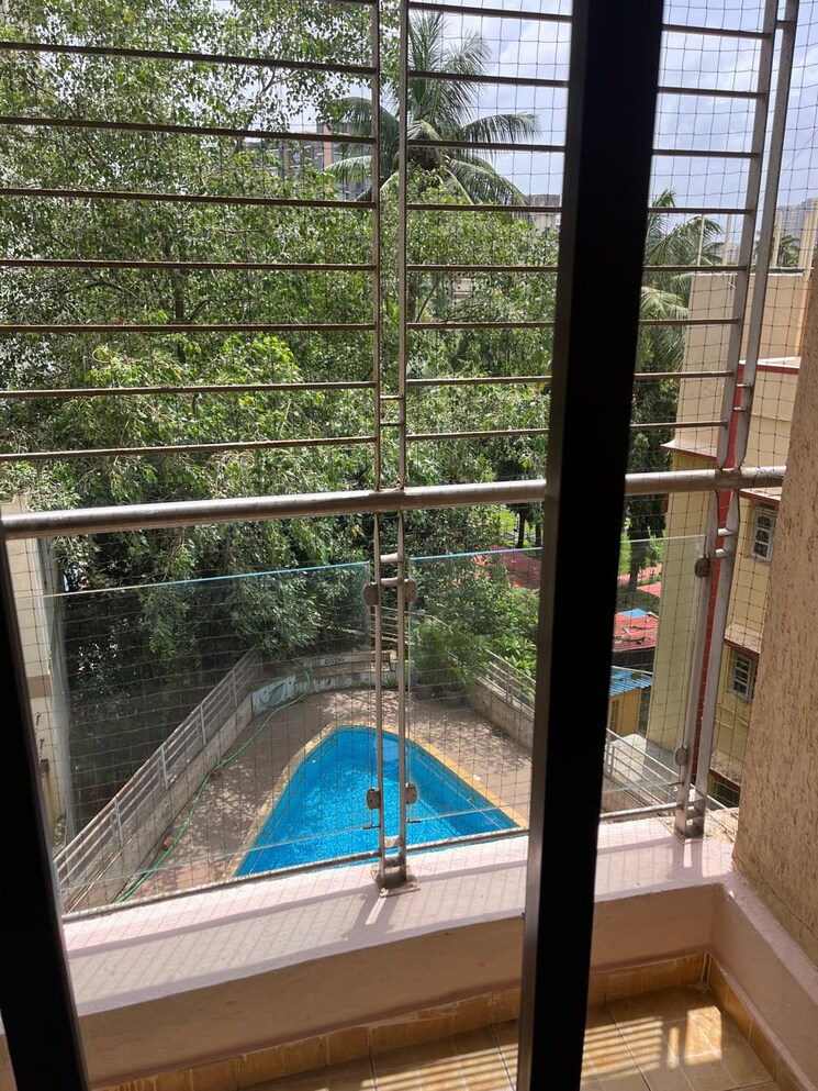 Swimming Pool, andheri east 2.5 Bedroom 1000 Sq.Ft. Apartment In Andheri East Mumbai 8911816