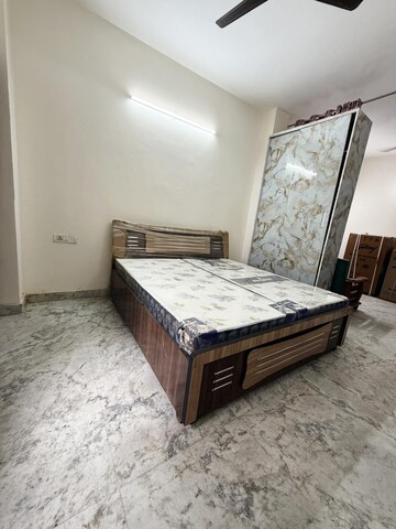 Bedroom in 2 BHK Builder Floor at Sector 45 – for Rent