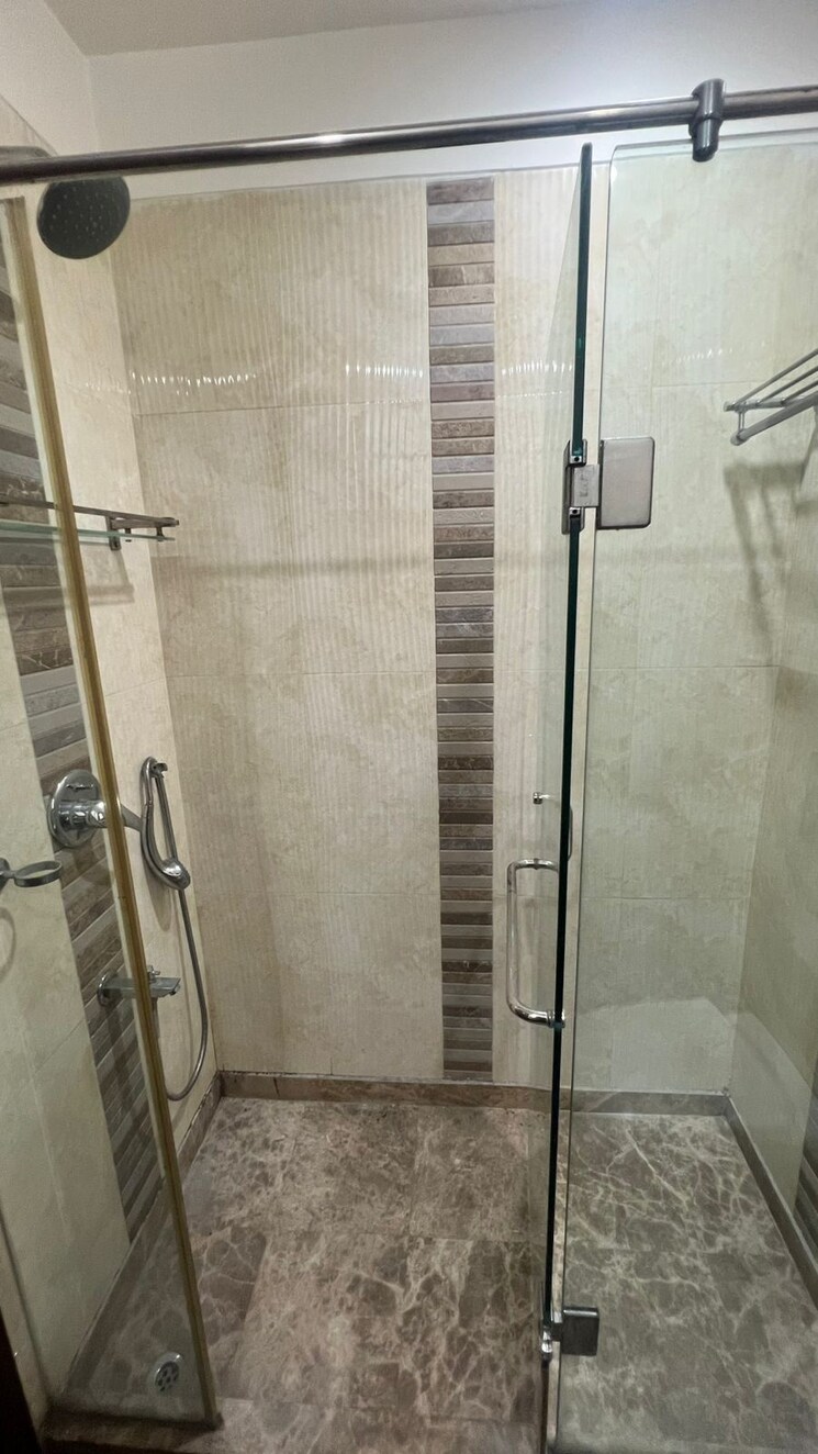 undefined, uday park 3 Bedroom 1953 Sq.Ft. Builder Floor In Uday Park Delhi 8911962