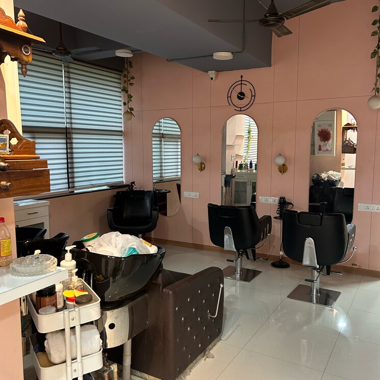 Team Area, kakkad-madhuban Commercial Office Space 700 Sq.Ft. In Balewadi Pune 8911978