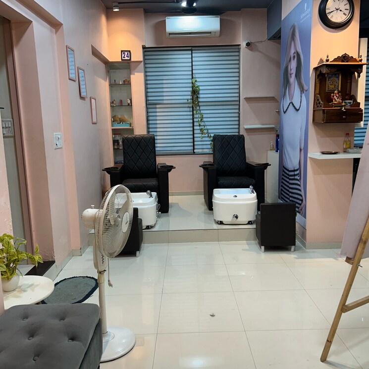 Team Area, kakkad-madhuban Commercial Office Space 700 Sq.Ft. In Balewadi Pune 8911978