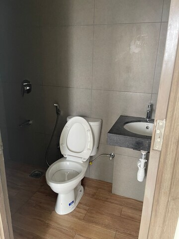 Bathroom in 2 BHK Apartment at Kalpataru Immensa, Kolshet Road – for Rent