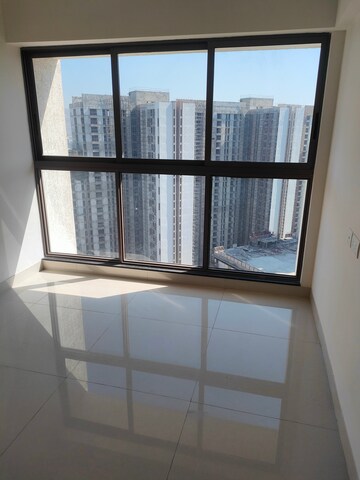 Room in 1 BHK Apartment at Lodha Crown Quality Homes, Majiwada – for Rent