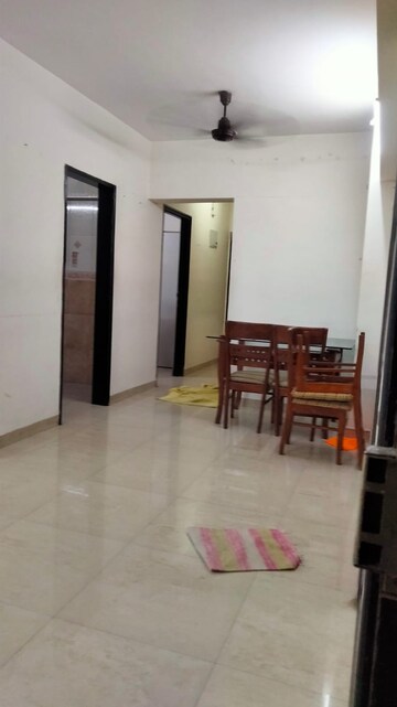 Room in 2.5 BHK Apartment at Radha Govind, Borivali East – for Rent