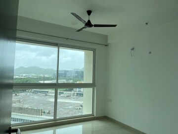 Room in 2 BHK Apartment at Aurum Q Islands, Ghansoli – for Rent