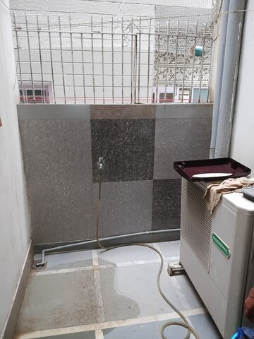 Balcony in 1 BHK Builder Floor at Sector 40 – for Rent