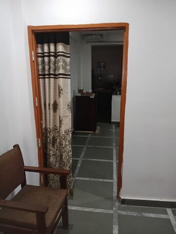 Living Room in 1 BHK Builder Floor at Sector 40 – for Rent