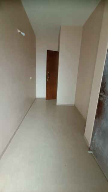Room in 3.5 BHK Apartment at Lunkad Sky Vie, Viman Nagar – for Rent