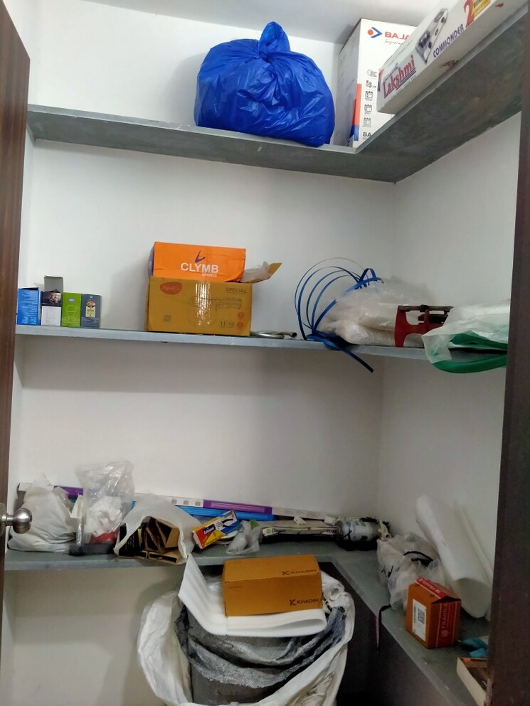 undefined, althan 3 Bedroom 1550 Sq.Ft. Apartment In Althan Surat 8912048