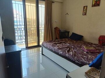 Bedroom in 3.5 BHK Apartment at Shree Nandanvan homes, Kalwa – for Rent