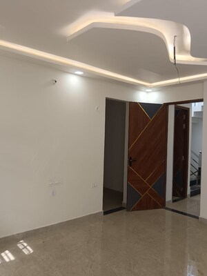 Room in 2 BHK Independent House at Touchwood The Woods Naubasta, Naubasta Kala – for Sale