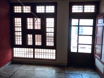 Room in 1 BHK Independent House at Penta Homes, Vip Road – for Rent