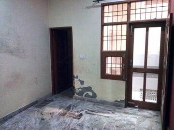 Room in 1 BHK Independent House at Penta Homes, Vip Road – for Rent