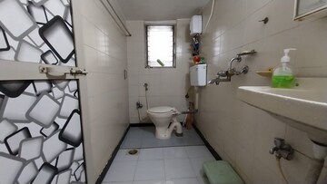 Bathroom in 3 BHK Apartment at Kunti Park, Marol – for Sale
