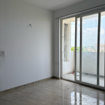 Room in 3 BHK Apartment at SLF Anushree, Sector 75 – for Rent
