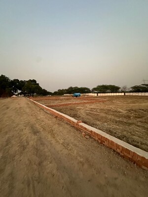  Plot For Sale in Khujauli