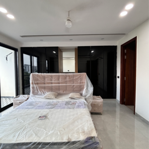 Bedroom in 4 BHK Builder Floor at Sector 85 – for Sale