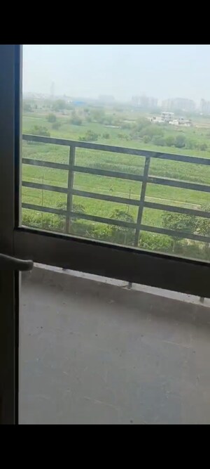 Room in 3 BHK Apartment at Satya The Hermitage, Sector 103 – for Sale