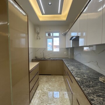 Kitchen in 3 BHK Apartment at Sector 48 – for Rent