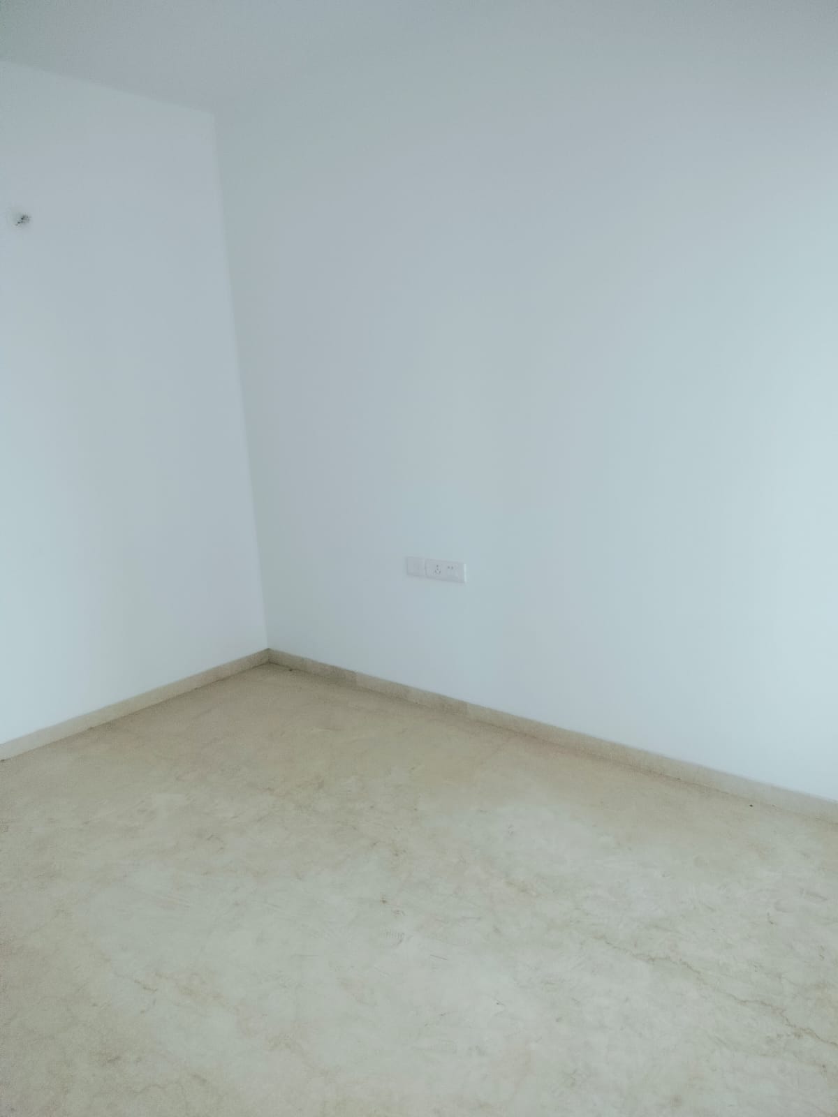 3 BHK + Pooja Room Apartment For Rent in Oberoi Sky City