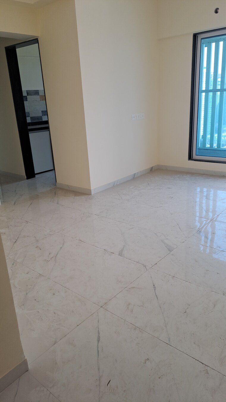 Room, dss-mahavir-kalpavruksha-alcacia-tower 1 Bedroom 450 Sq.Ft. Apartment In Ghodbunder Road Thane 8912436