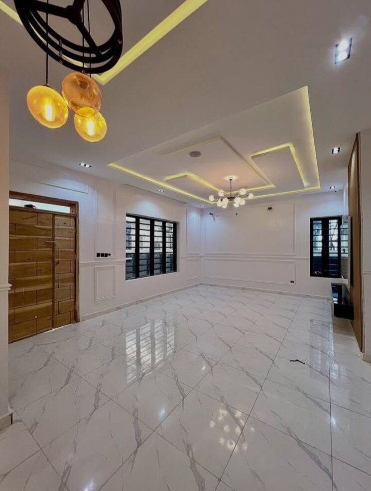  Parking, sector 35 4 Bedroom 3240 Sq.Ft. Builder Floor In Sector 35 Faridabad 8912425