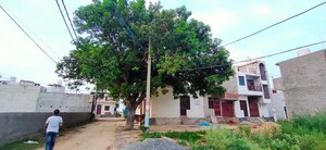  Plot – Garden View at Himalaya Defence Empire, Surajpur - for Sale