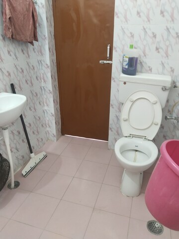 Bathroom in 2 BHK Builder Floor at Gomti Nagar – for Rent