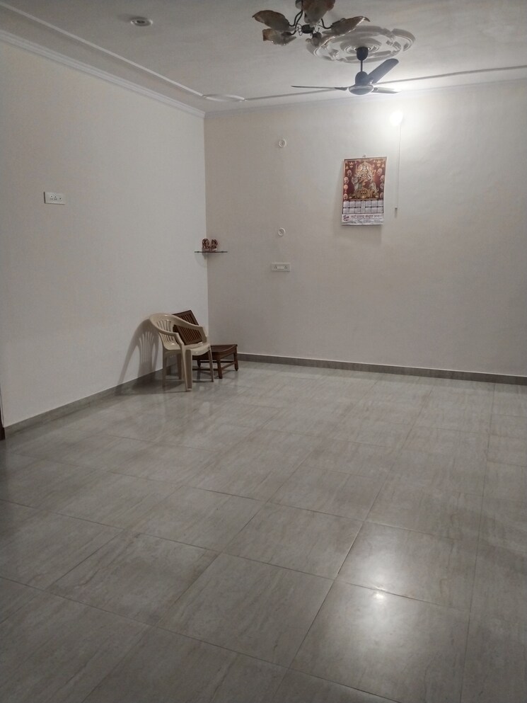 Room, gomti nagar 2 Bedroom 2200 Sq.Ft. Builder Floor In Gomti Nagar Lucknow 8912478