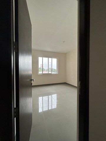Room in 3 BHK Apartment at Incor Carmel Heights, Whitefield – for Sale