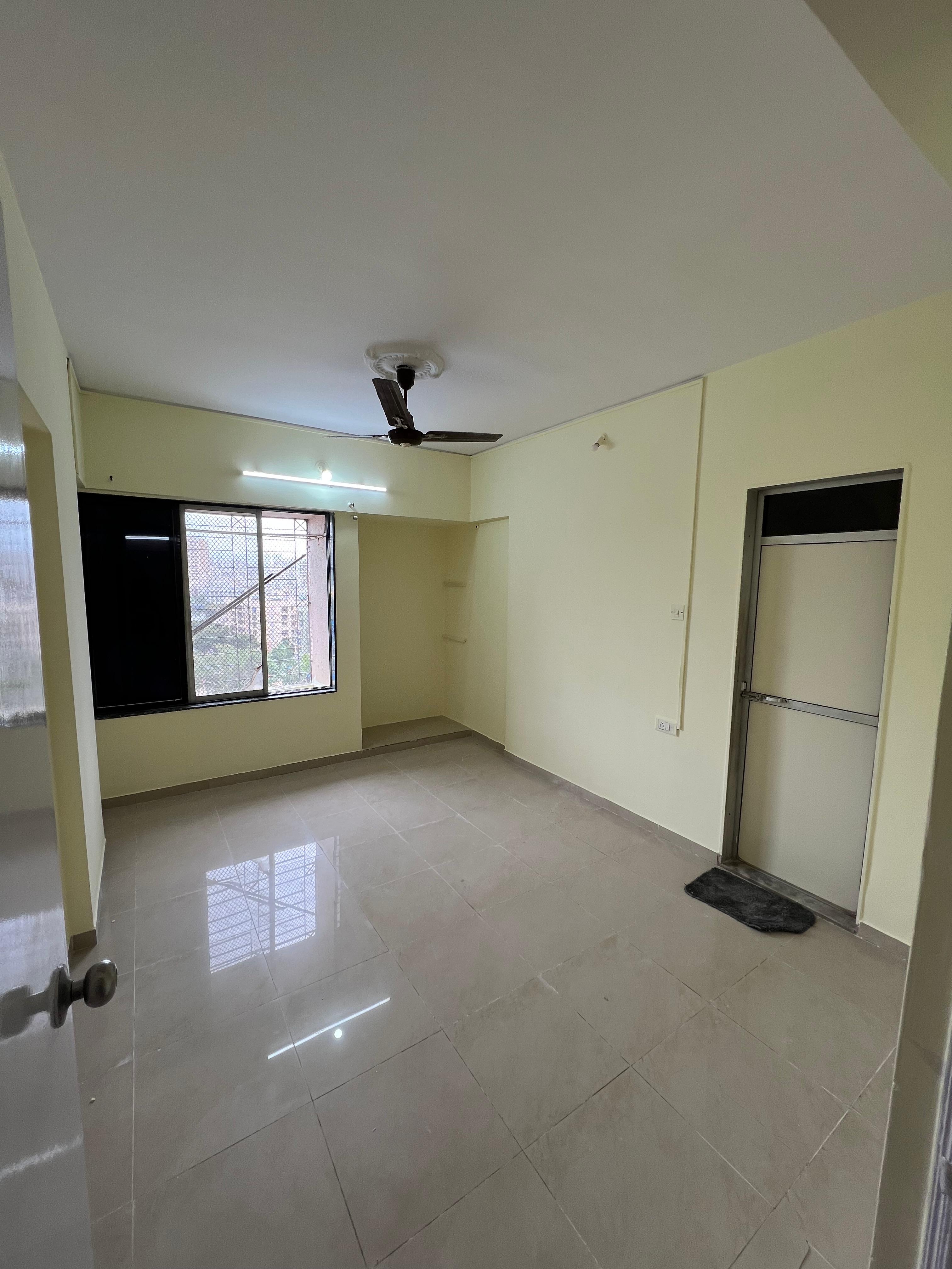 2 BHK + Extra Room Apartment For Rent in Gaurav Garden I