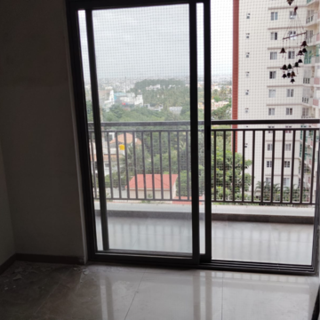 Room in 2 BHK Apartment at Orchid Woods, Hennur Road – for Rent