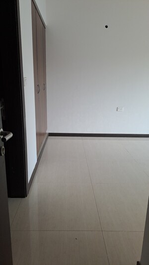 Furnished Amenities in 3.5 BHK Apartment at Soham Tropical Lagoon, Ghodbunder Road – for Sale