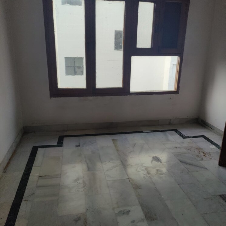 Room, gomti nagar 3 Bedroom 1700 Sq.Ft. Apartment In Gomti Nagar Lucknow 8912553